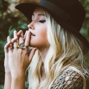 Welcome to MiShon's Galleria! 🌹